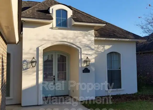 Property at 10950 Hillpark Ave, Baton Rouge, LA, 70810, 4 beds, 3 baths, [object Object]