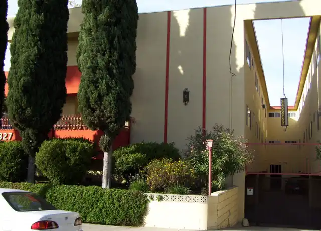 Property at 1827 N Van Ness Ave Unit 1827-6, Los Angeles, CA, 90028, 1 bed, 1 bath, [object Object]