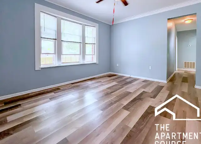 Property at 5606 W Thomas St Unit 1, Chicago, IL, 60651, 2 beds, 1 bath, [object Object]