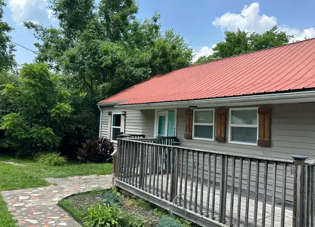 Property at 733 Monroe St, Clarksville, TN, 37040, 2 beds, 1 bath, [object Object]