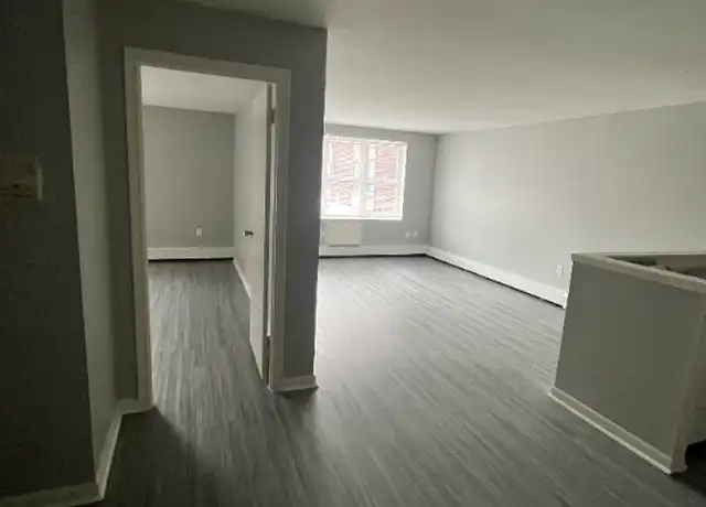 Property at 887 Asylum Ave Unit C13, Hartford, CT, 06105, 1 bed, 1 bath, [object Object]