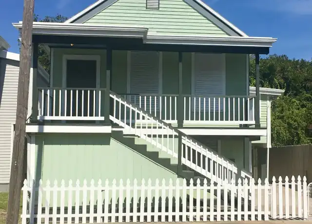 Property at 1512 20th St Unit 2 Rear, Galveston, TX, 77550, 1 bed, 1 bath, [object Object]