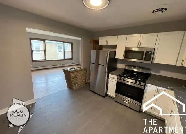 Property at 3533 S Harlem Ave Unit 2M, Berwyn, IL, 60402, 1 bed, 1 bath, [object Object]