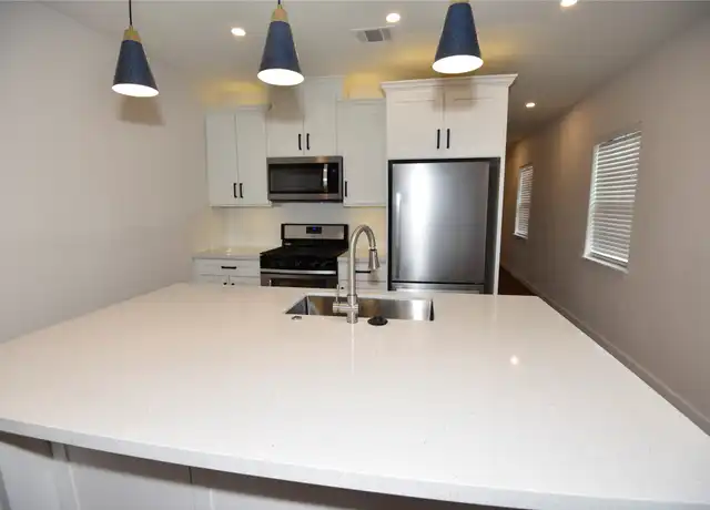 Property at 4322 Allen St, Houston, TX, 77007, 2 beds, 2 baths, [object Object]