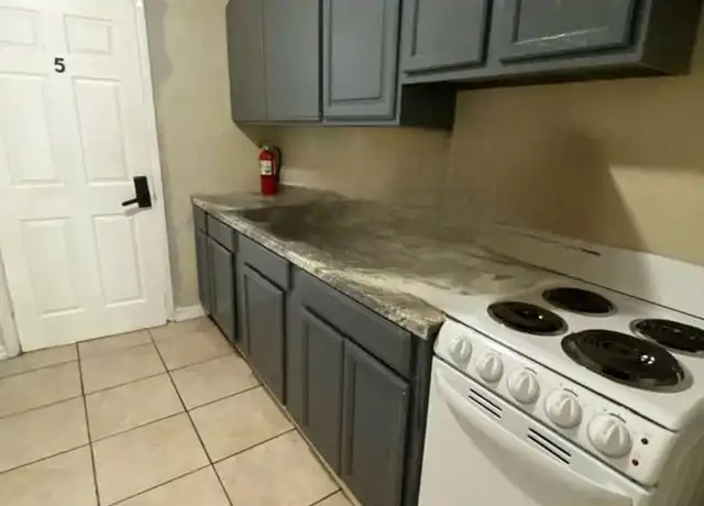 Property at 1209 Carlsbad Pl, Orlando, FL, 32808, 1 bed, 1 bath, [object Object]