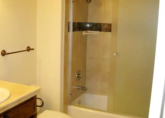 Property at 462 Lindsay Ln, Ashland, OR, 97520, 4 beds, 2.5 baths, [object Object]