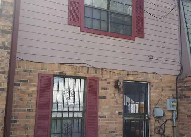 Property at 7848 N Coronet Ct, New Orleans, LA, 70126, 3 beds, 1.5 baths, [object Object]