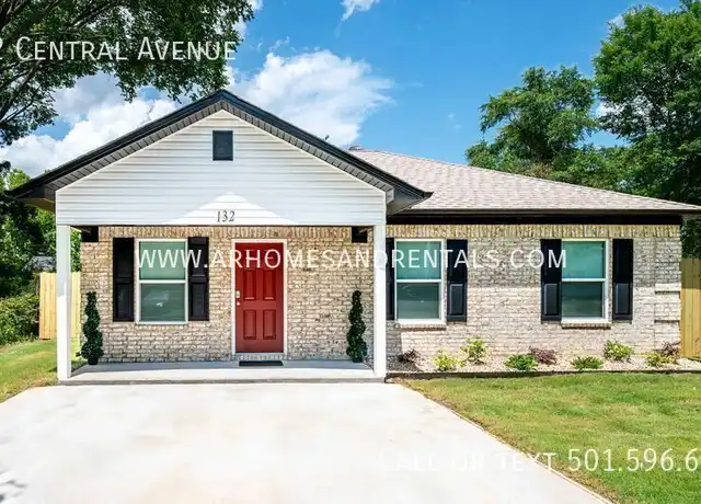 Property at 132 Central Ave, Jacksonville, AR, 72076, 4 beds, 2 baths, [object Object]