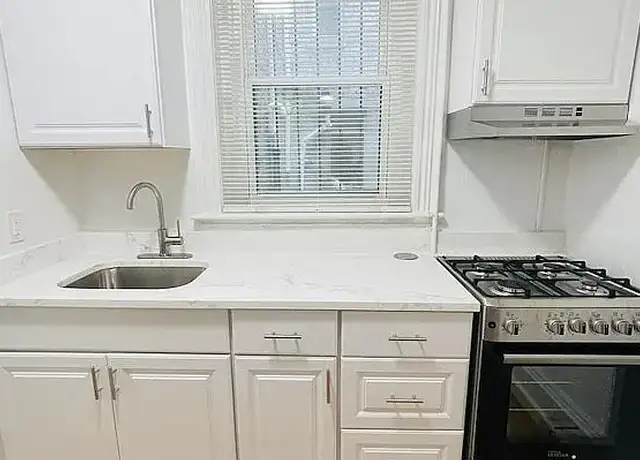 Photo of 11 Tetlow St, Boston, MA 02115