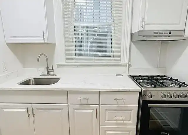 Property at 11 Tetlow St, Boston, MA, 02115, 0-1 beds, 1 bath, [object Object]