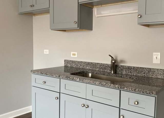 Photo of 7858 Natoma Ave Unit 1D, Burbank, IL 60459