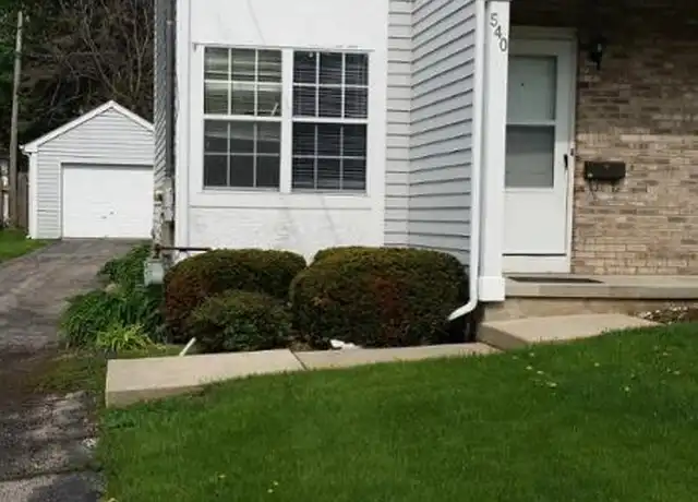 Property at 540 N Crystal Ave, Elgin, IL, 60123, 2 beds, 2 baths, [object Object]