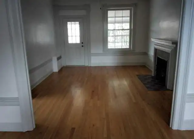 Property at 595 Crown St, Brooklyn, NY, 11213, 3 beds, 1 bath, [object Object]