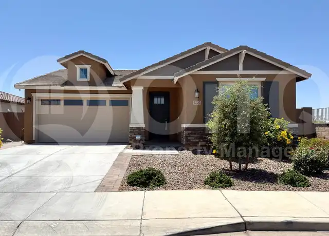 Property at 2207 E Citadel Dr, Gilbert, AZ, 85298, 4 beds, 3 baths, [object Object]