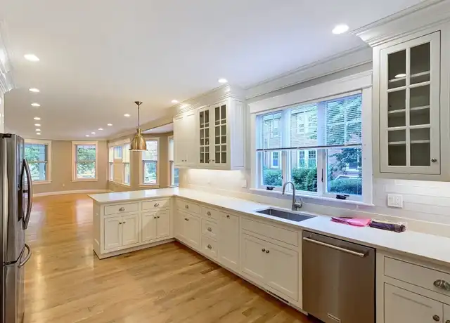 Property at 119 Westbourne Ter Unit 1, Brookline, MA, 02446, 5 beds, 3.5 baths, [object Object]