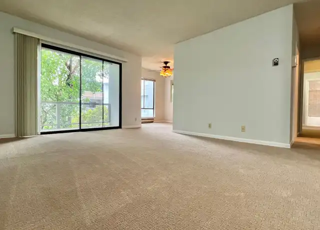 Property at 4 Admiral Dr Unit 339, Emeryville, CA, 94608, 2 beds, 1 bath, [object Object]