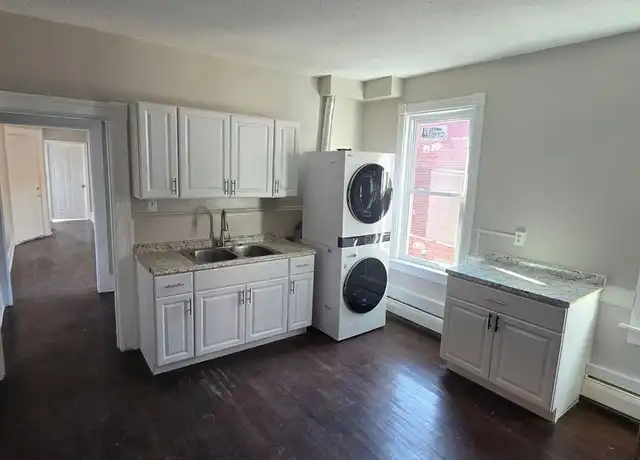 Property at S0019 - 93 Maple - 93 Maple Ave, Hartford, CT, 06114, 5 beds, 1 bath, [object Object]