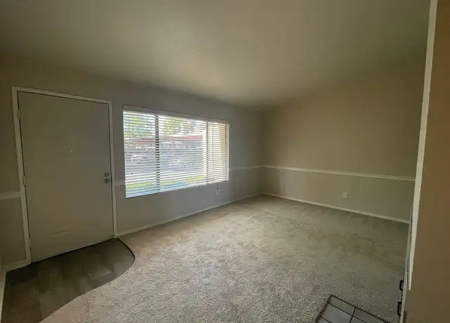 Photo of 5909 Country Ln, Citrus Heights, CA 95621