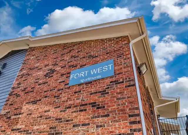 Property at 8021 W Elizabeth Ln Unit 109, Fort Worth, TX, 76116, 1 bed, 1 bath, [object Object]