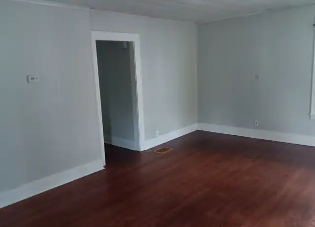 Property at 180 Stafford Ave Unit 1, Syracuse, NY, 13206, 3 beds, 1 bath, [object Object]