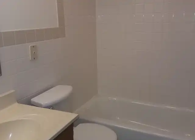 Property at 101 S University Dr Unit 110, Fargo, ND, 58103, 0 beds, 1 bath, [object Object]