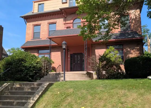 Property at 420 S Graham St Unit 7, Pittsburgh, PA, 15232, 1 bed, 1 bath, [object Object]