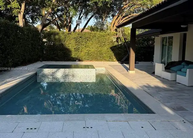 Property at 8370 NW 167th Ter, Miami Lakes, FL, 33016, 3 beds, 2 baths, [object Object]