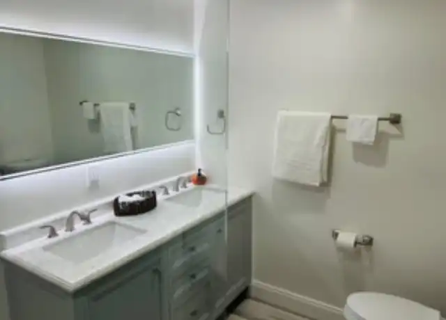 Property at 200 NE 56th St, Fort Lauderdale, FL, 33334, 3 beds, 2 baths, [object Object]