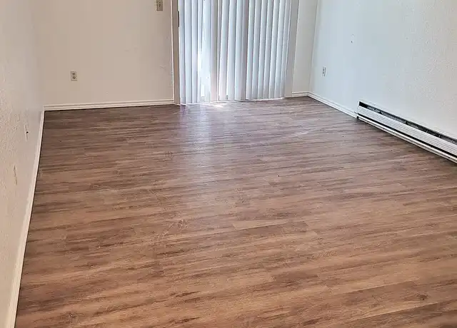 Property at Panther Creek Apartments - 19235 108th Ave SE, Renton, WA, 98055, 1 bed, 1 bath, [object Object]