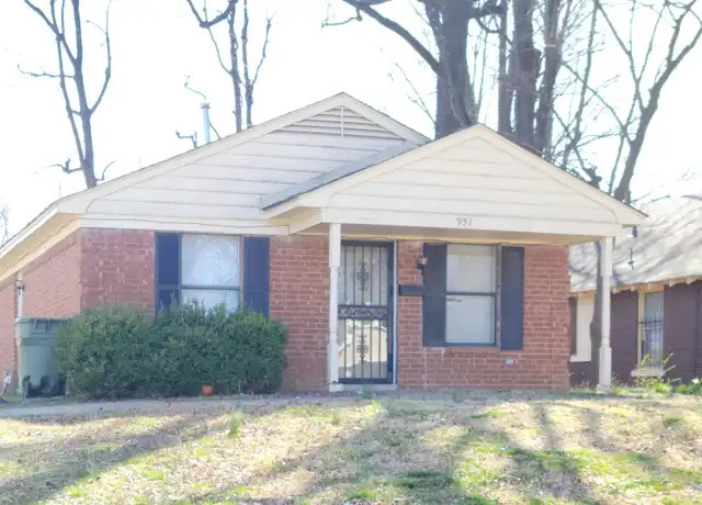 Property at 951 Faxon Ave, Memphis, TN, 38105, 3 beds, 1.5 baths, [object Object]