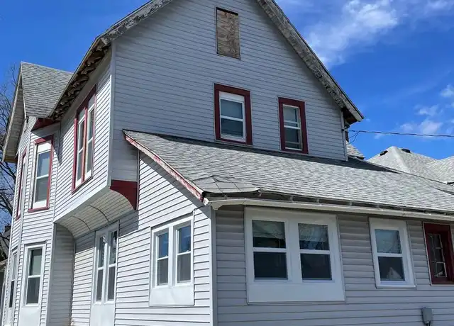 Property at 318 S Green St Unit 4, Crawfordsville, IN, 47933, 1 bed, 1 bath, [object Object]