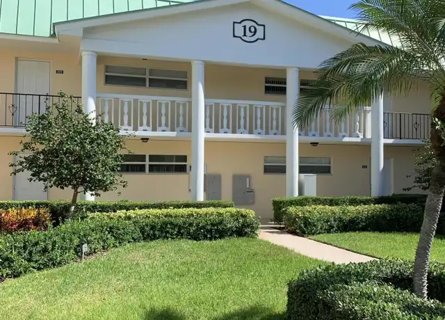 Property at 19 Colonial Club Dr #202, Boynton Beach, FL, 33435, 1 bed, 1.5 baths, [object Object]
