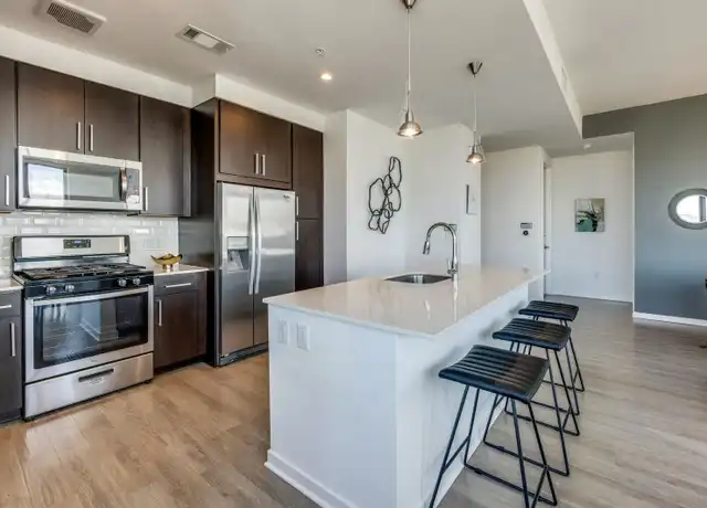 Property at 1911 Holcombe Blvd Unit VM1, Houston, TX, 77030, 1 bed, 1 bath, [object Object]