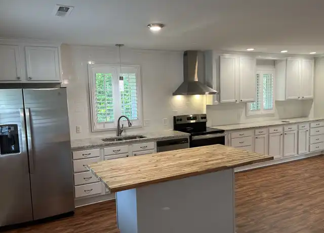 Property at 810 Wannamaker Ave, Florence, SC, 29501, 3 beds, 2 baths, [object Object]