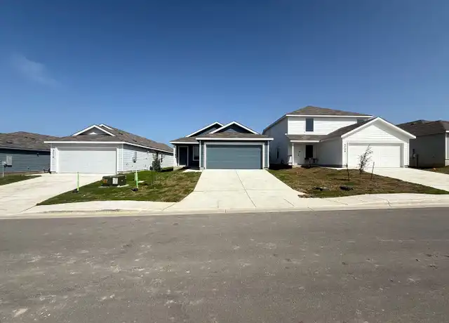 Property at 3712 Axis Hill St, New Braunfels, TX, 78132, 4 beds, 2 baths, [object Object]