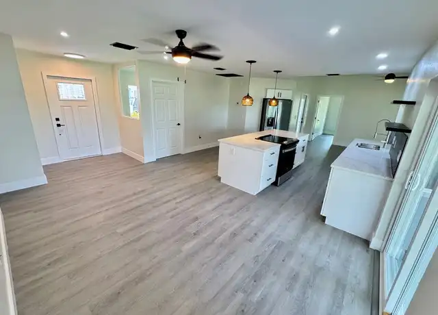 Property at 145 SW 28th Ter, Cape Coral, FL, 33914, 4 beds, 3 baths, [object Object]