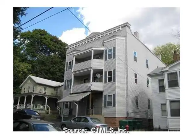 Property at 38 Taylor St Unit 2, Waterbury, CT, 06702, 2 beds, 1 bath, [object Object]