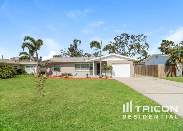 Property at 833 43rd Ave NE, Saint Petersburg, FL, 33703, 3 beds, 1 bath, [object Object]