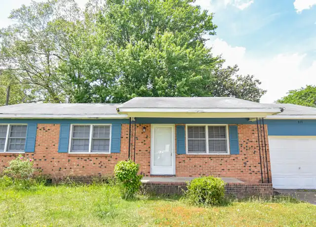 Property at 817 Bronco Ln, Fayetteville, NC, 28303, 3 beds, 1.5 baths, [object Object]
