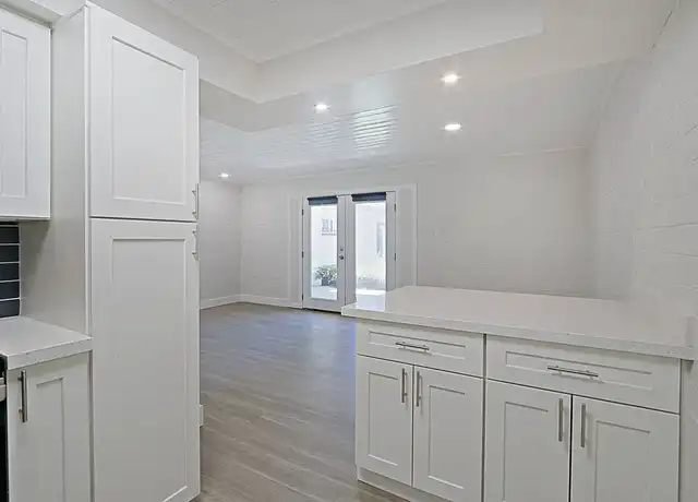 Property at Pierson Place Apartments - 365 W Pierson St, Phoenix, AZ, 85013, 1-2 bed, 1 bath, [object Object]