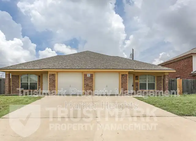 Property at 4108 Alan Kent Dr Unit B, Killeen, TX, 76549, 3 beds, 2 baths, [object Object]