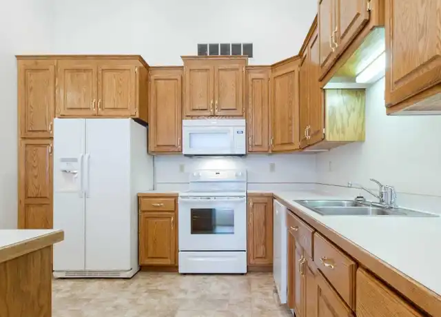 Property at 3065 40th Ave S, Fargo, ND, 58104, 3 beds, 3 baths, [object Object]