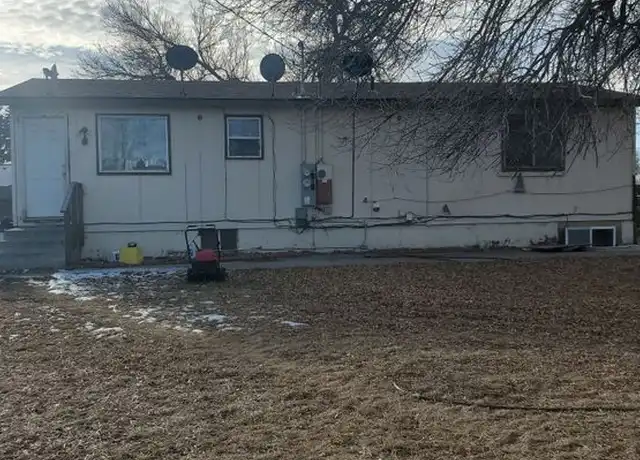 Property at 110 5th Ave E, Wendell, ID, 83355, 2 beds, 1 bath, [object Object]