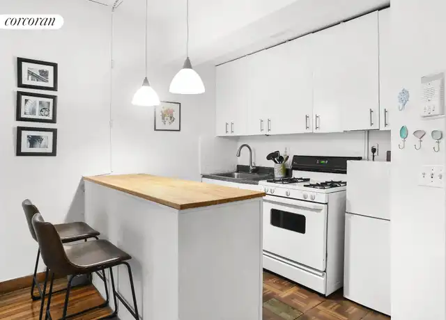 Property at 305 W 90th St, New York, NY, 10024, 1 bed, 1 bath, [object Object]