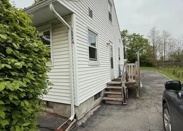 Property at 103 Drexler Ave S Unit c, Liverpool, NY, 13088, 1 bed, 1 bath, [object Object]