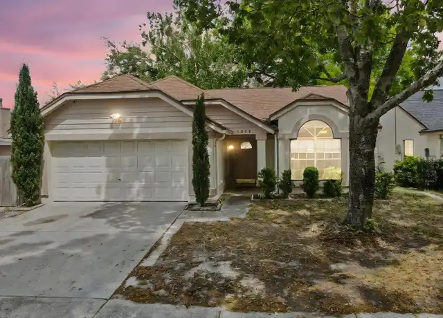 Property at 1345 Tindaro Dr, Apopka, FL, 32703, 2 beds, 2 baths, [object Object]