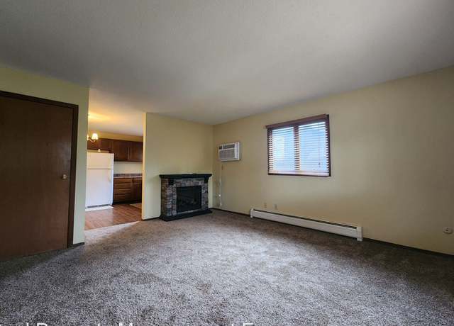 Photo of 1011 S 2nd Ave, Sioux Falls, SD 57105