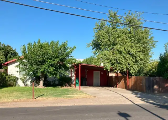 Property at 820 Lone Palm Ave, Modesto, CA, 95351, 3 beds, 1.5 baths, [object Object]