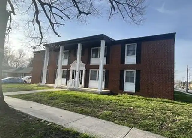Property at 1105 Oak St Unit C, Valparaiso, IN, 46383, 2 beds, 1 bath, [object Object]