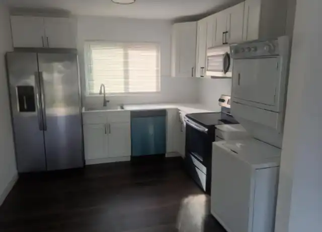 Property at 2111 Mara Ct Unit 1, Leesburg, FL, 34748, 3 beds, 1 bath, [object Object]